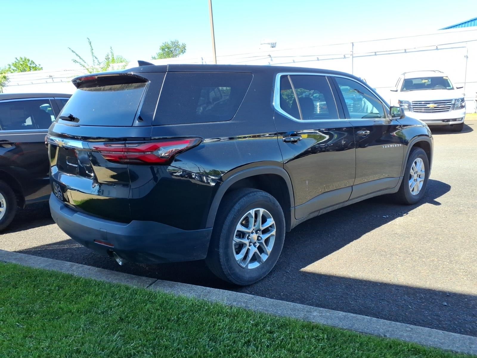2023 Chevrolet Traverse LS