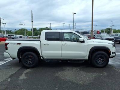 2025 Nissan Frontier Crew Cab PRO-4X 4x4