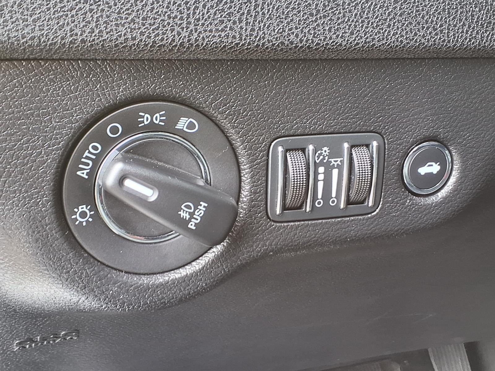 2022 Chrysler 300 300S