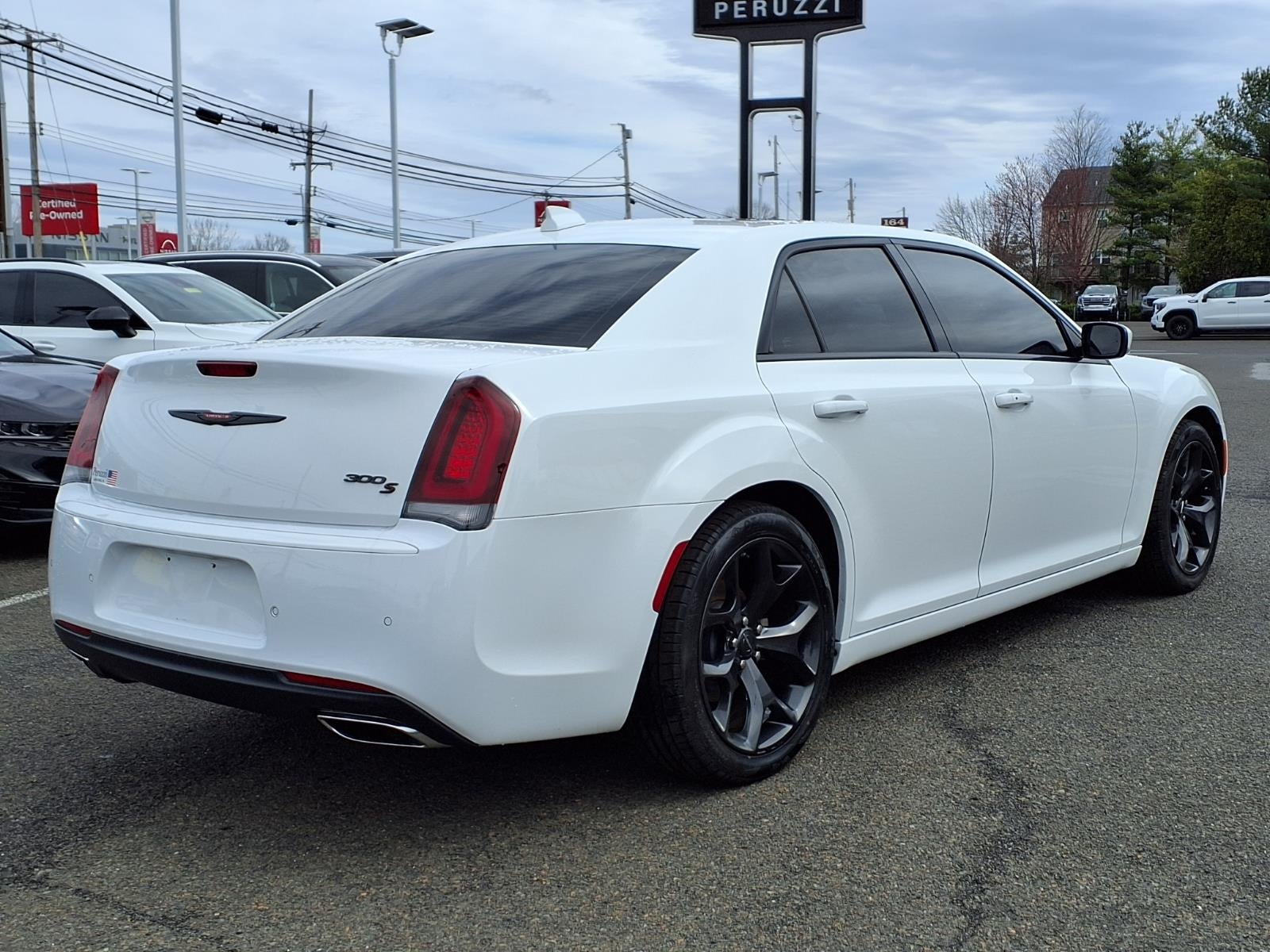 2022 Chrysler 300 300S