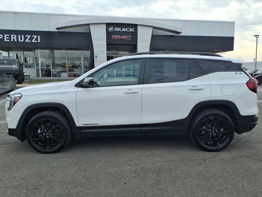 2022 GMC Terrain SLE