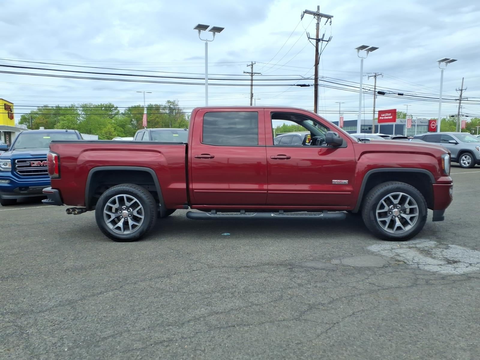 2017 GMC Sierra 1500 SLT