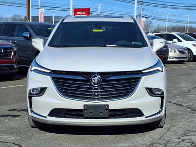 2022 Buick Enclave Essence