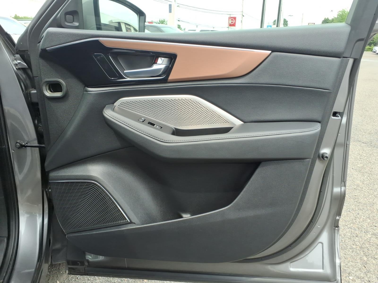 2022 Acura MDX Standard