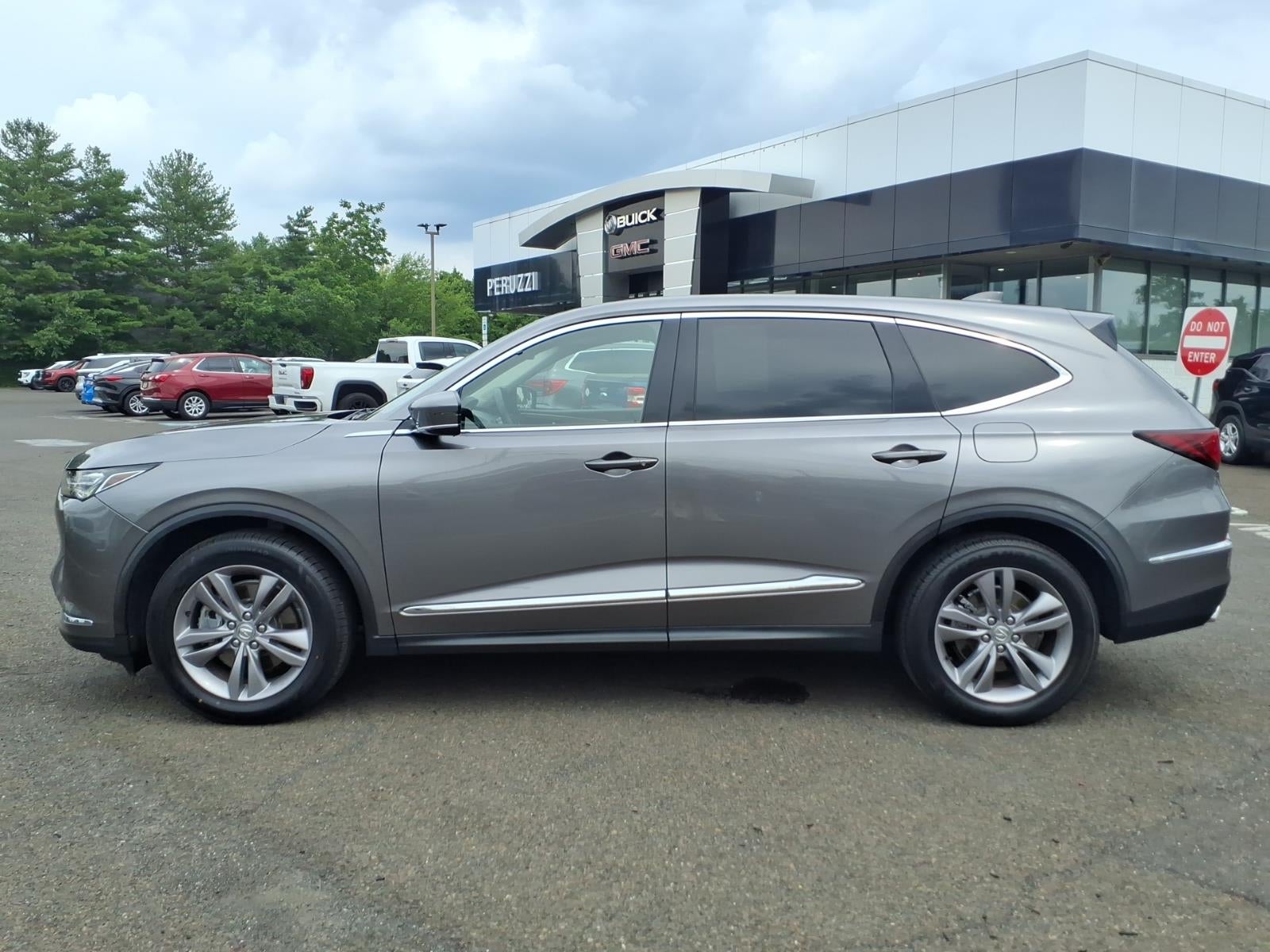 2022 Acura MDX Standard