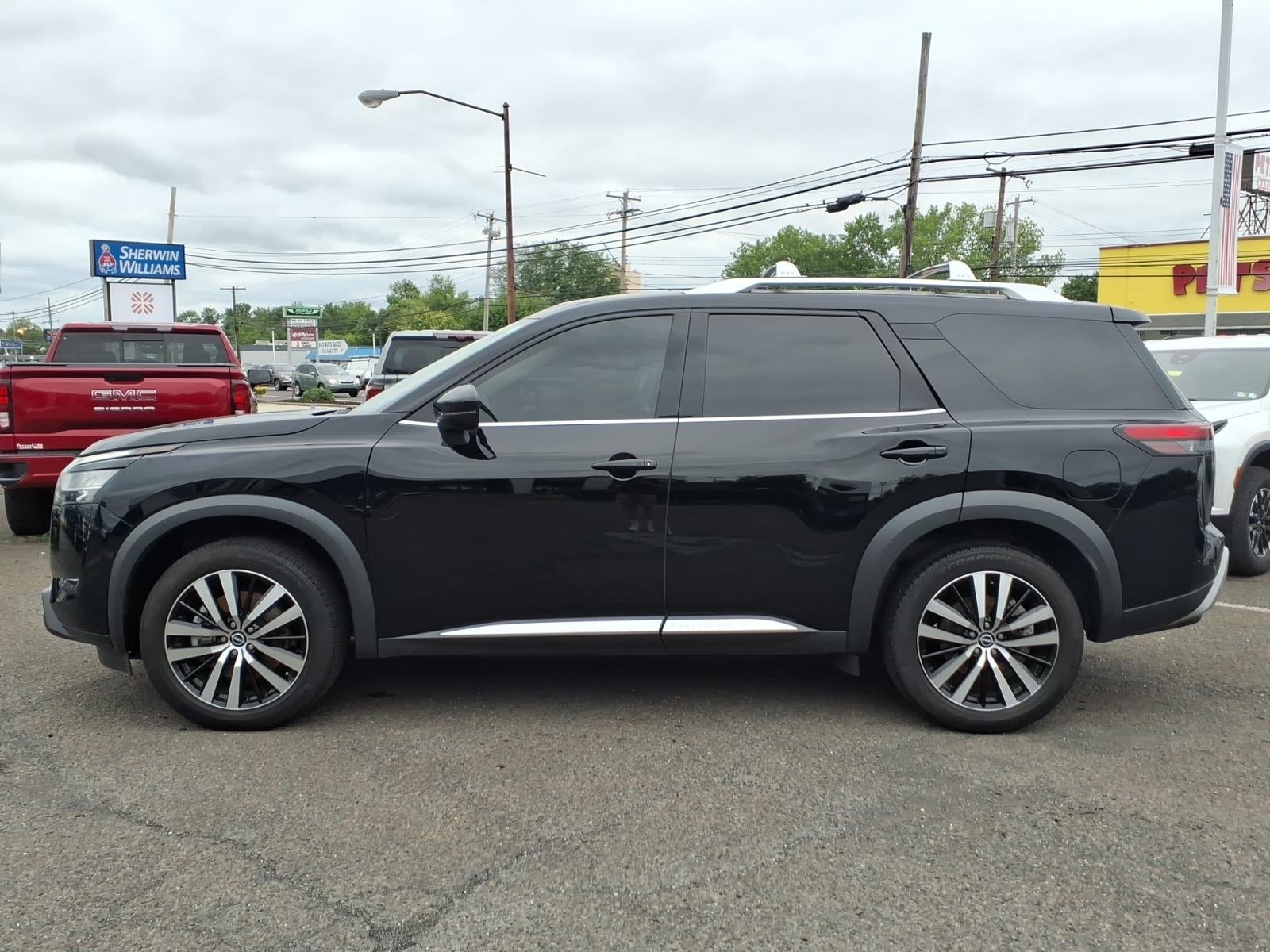 2023 Nissan Pathfinder Platinum 4WD