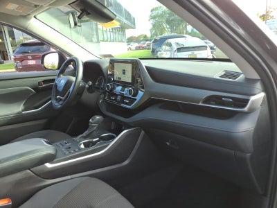 2024 Toyota Highlander LE