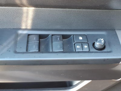 2022 Toyota Tundra 4WD SR5