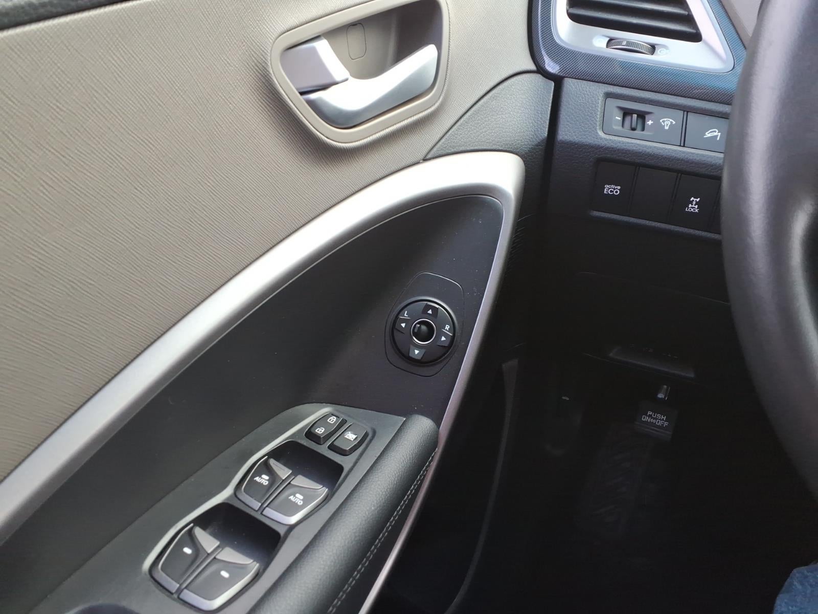 2016 Hyundai Santa Fe Sport 2.0L Turbo